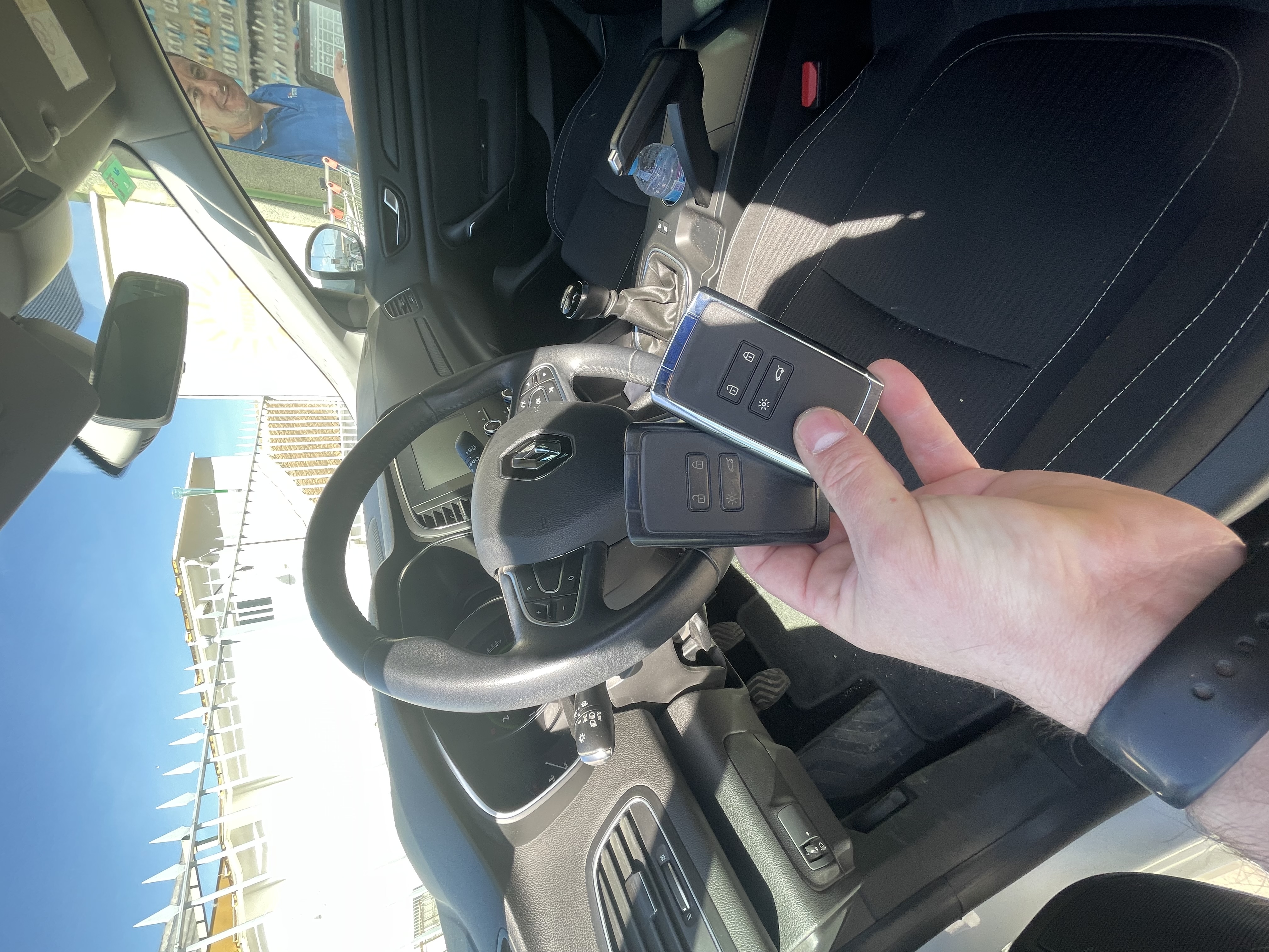 Nueva llave inteligente para Renault Megane IV